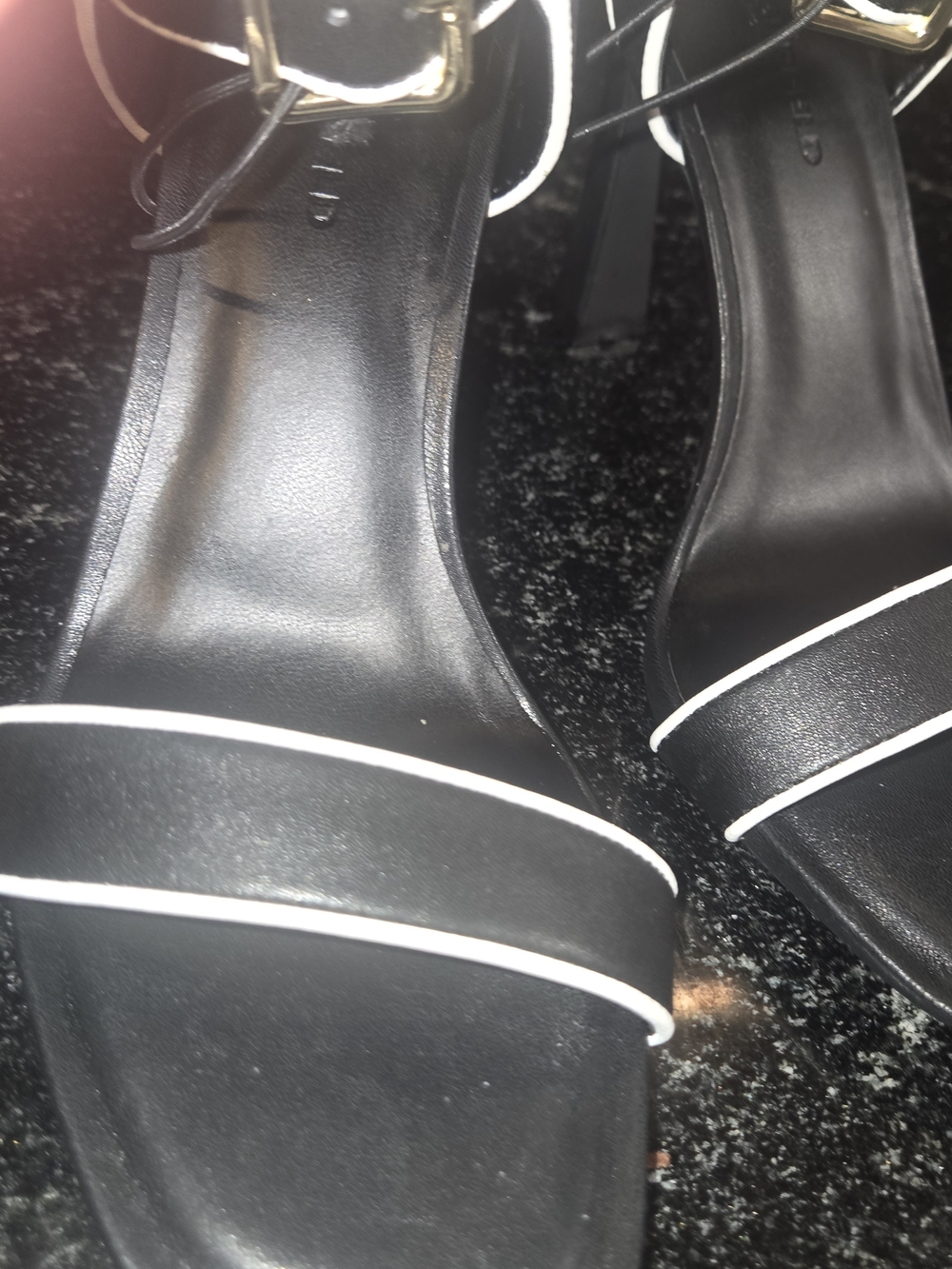 Karl Lagerfeld Black Heels with White Trim and Gold Buckles - Picture 2 of 9